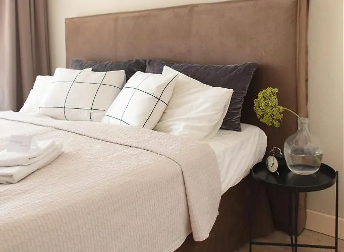 Point By Zoom * Bratislava